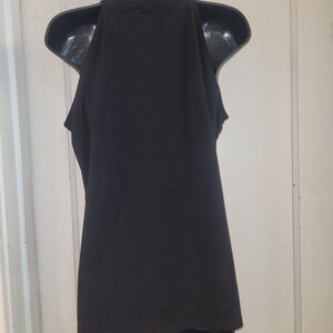 Chaus Black sleeveless gathered top Medium sleek and comfy Medium